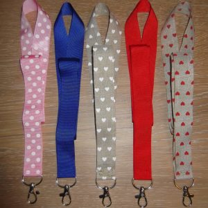 Attache-clé, tour de cou, porte badge, coloris au choix