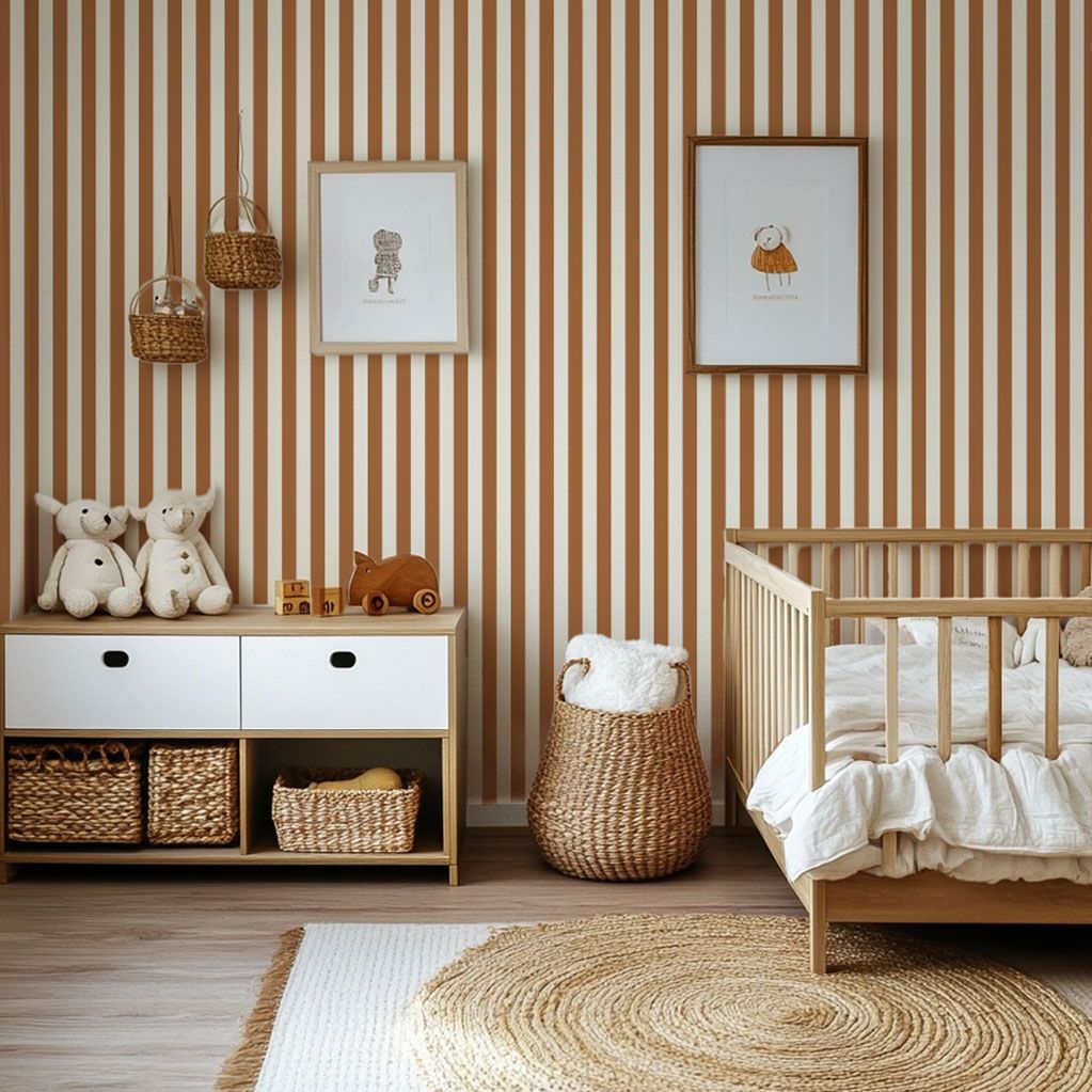 Papier peint fines rayures caramel (marron)